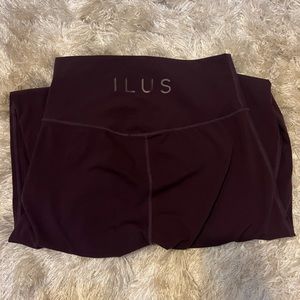Essential leggings- ILUS Label